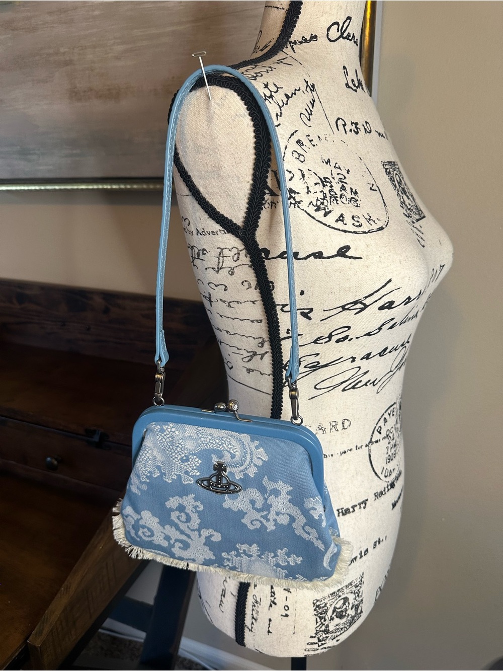 Vivienne Westwood Light Blue Jacquard Frame Top Handle Kisslock Bag - Picture 11 of 11